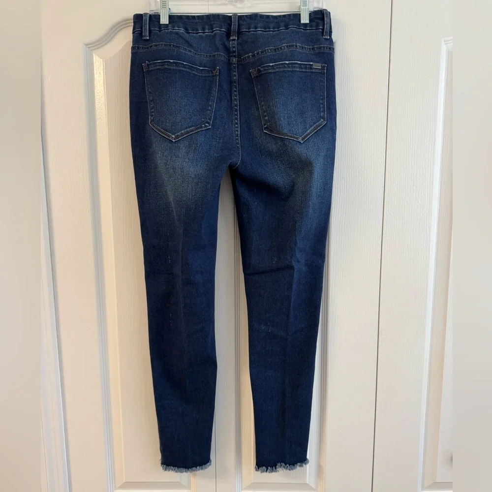 Women’s Size 10/30 Kensie Dark Blue Skinny Jeans with Button-Fly - Picture 2 of 4